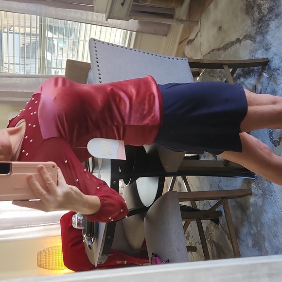 Coco & Shay 4/$10 - Picture 4 of 9